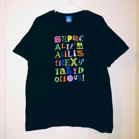 Black Mary Poppins the Musical Graphic Tee - Large - Picture 1 of 4